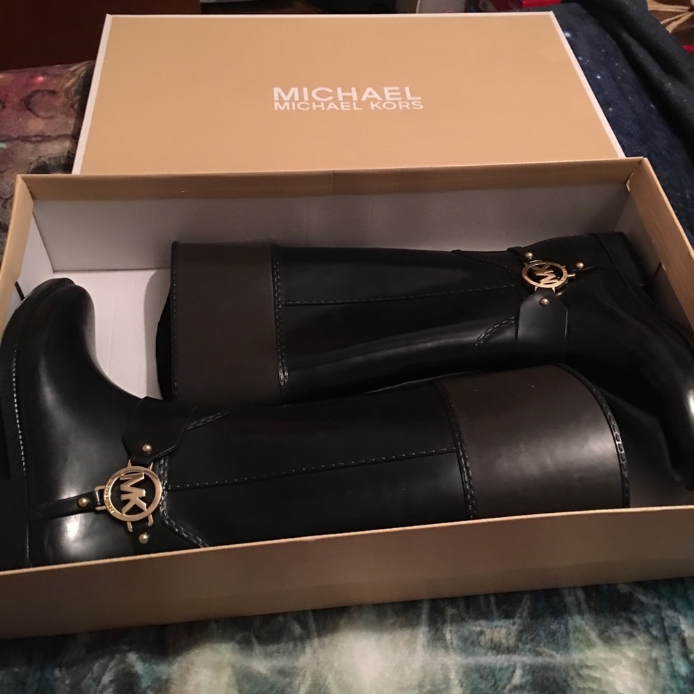 Michael lots rain boots